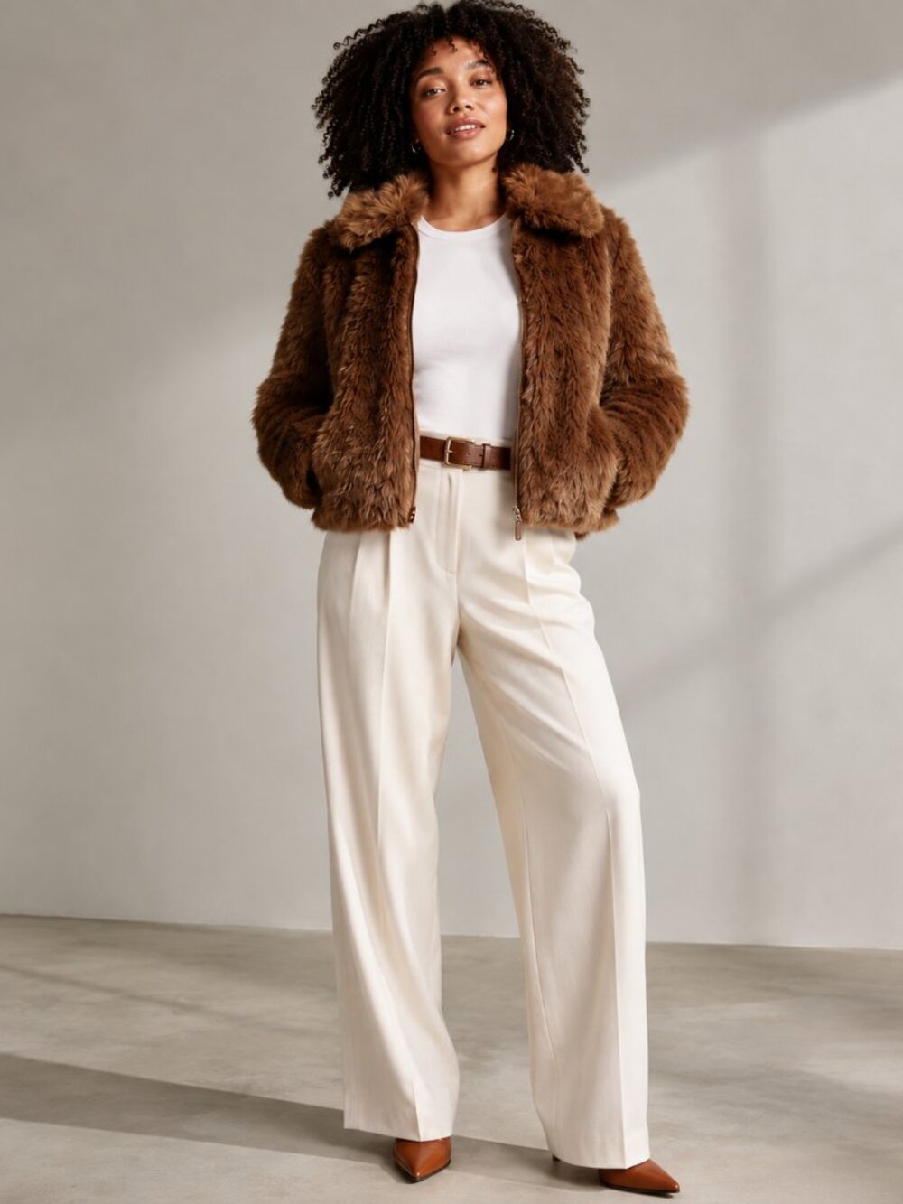 Abercrombie & Fitch Faux Fur Cropped Jacket Oversized Collar Size M NWT